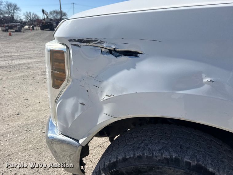 image for item DQ4327 2018 Ford F250 Super Duty Ext. Cab utility bed pickup truck