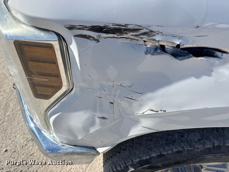 image for item DQ4327 2018 Ford F250 Super Duty Ext. Cab utility bed pickup truck