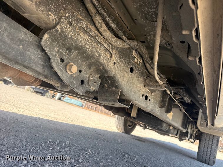 image for item DQ4327 2018 Ford F250 Super Duty Ext. Cab utility bed pickup truck