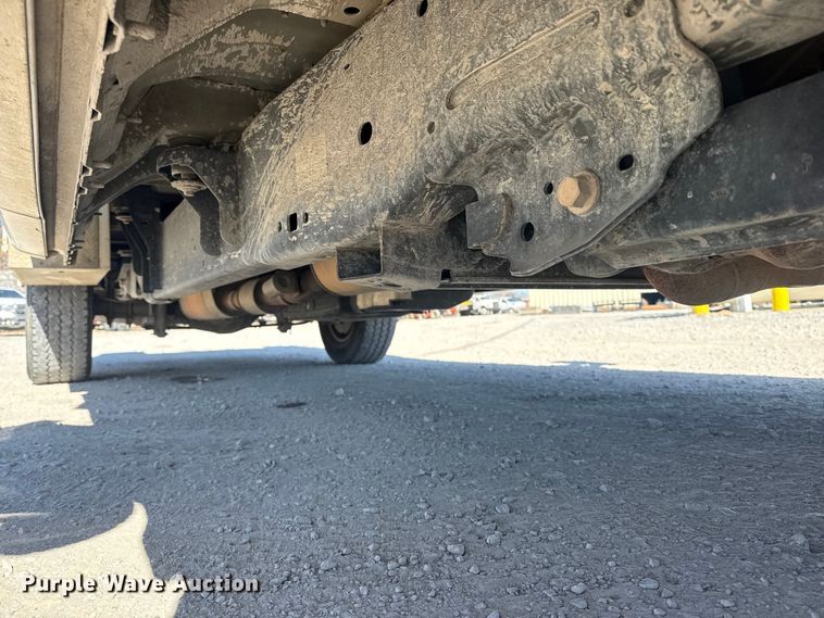 image for item DQ4327 2018 Ford F250 Super Duty Ext. Cab utility bed pickup truck