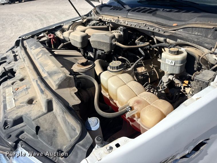 image for item DQ4327 2018 Ford F250 Super Duty Ext. Cab utility bed pickup truck