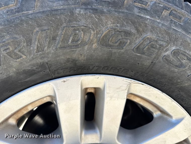 image for item DQ4327 2018 Ford F250 Super Duty Ext. Cab utility bed pickup truck