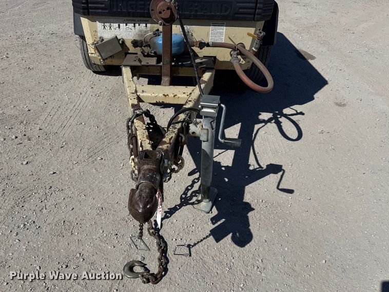 image for item DQ4330 2000 Ingersoll Rand P185 air compressor