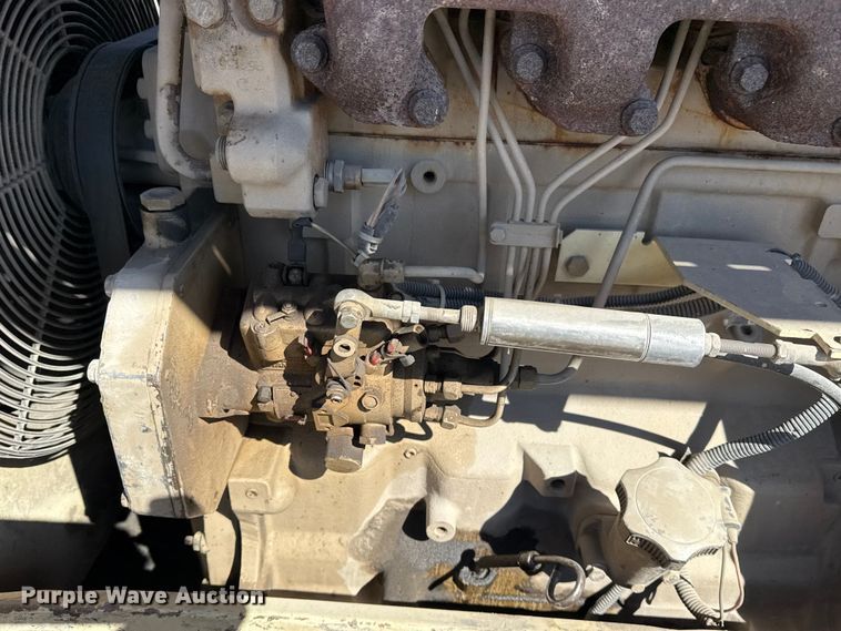 image for item DQ4330 2000 Ingersoll Rand P185 air compressor