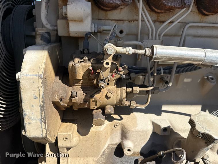 image for item DQ4330 2000 Ingersoll Rand P185 air compressor