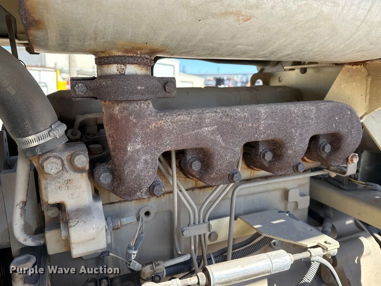 image for item DQ4330 2000 Ingersoll Rand P185 air compressor