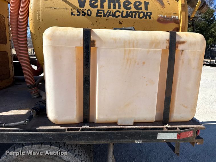 image for item DQ4332 2006 International 4300 flatbed truck with vacuum excavator