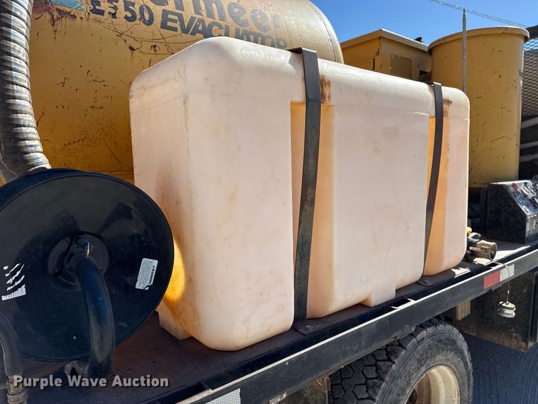 image for item DQ4332 2006 International 4300 flatbed truck with vacuum excavator