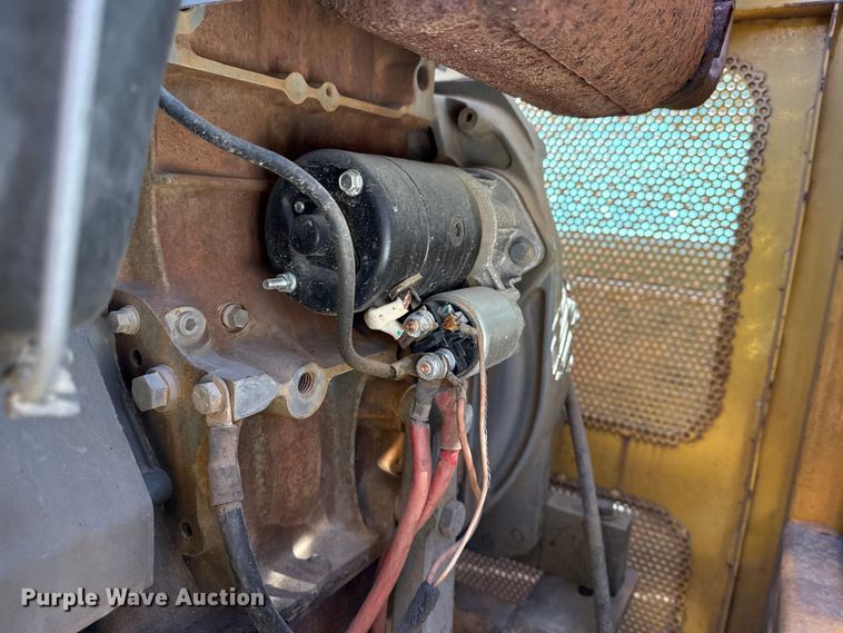 image for item DQ4332 2006 International 4300 flatbed truck with vacuum excavator