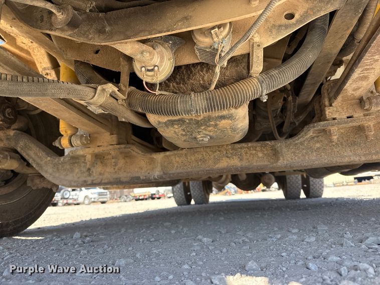 image for item DQ4332 2006 International 4300 flatbed truck with vacuum excavator