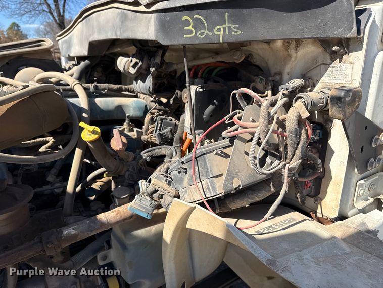 image for item DQ4332 2006 International 4300 flatbed truck with vacuum excavator