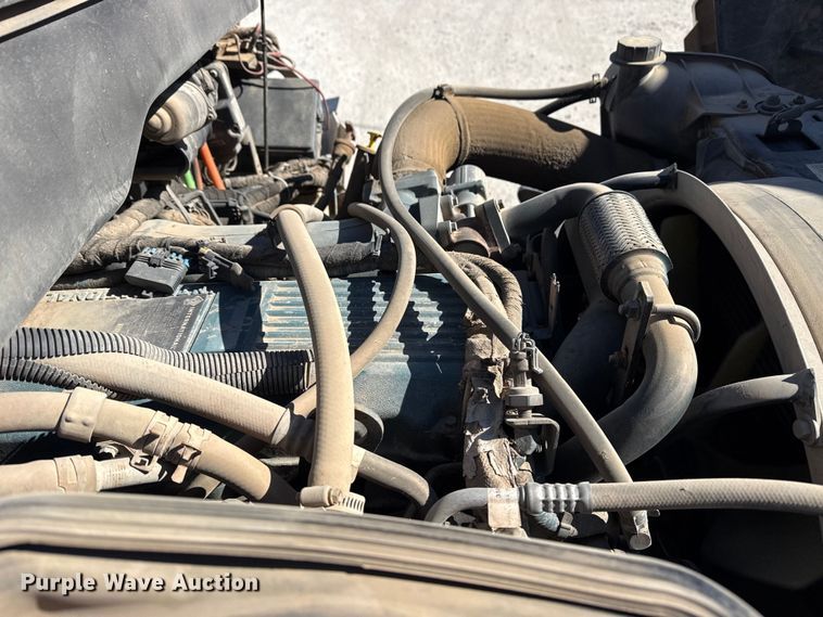 image for item DQ4332 2006 International 4300 flatbed truck with vacuum excavator