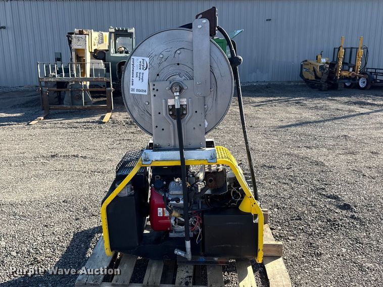 image for item DQ4356 Stanley Railway Products hydraulic power pack