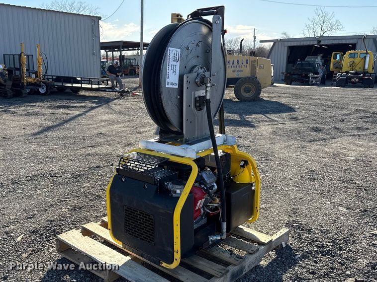 image for item DQ4356 Stanley Railway Products hydraulic power pack