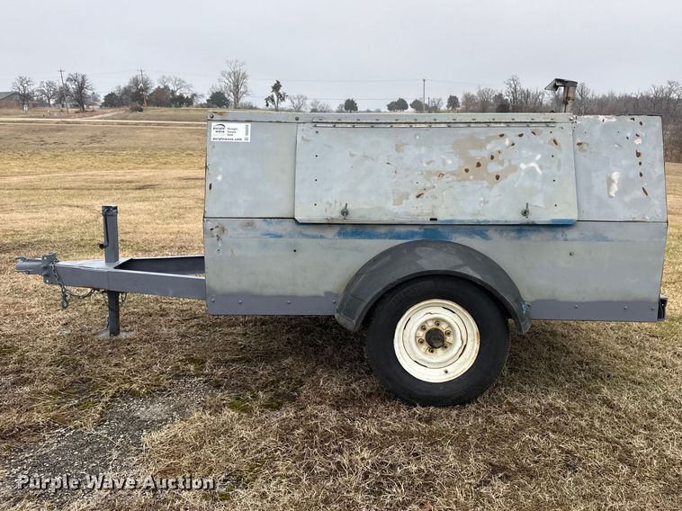 image for item DQ4359 1994 LeRoi International Inc. Q185JD-E air compressor