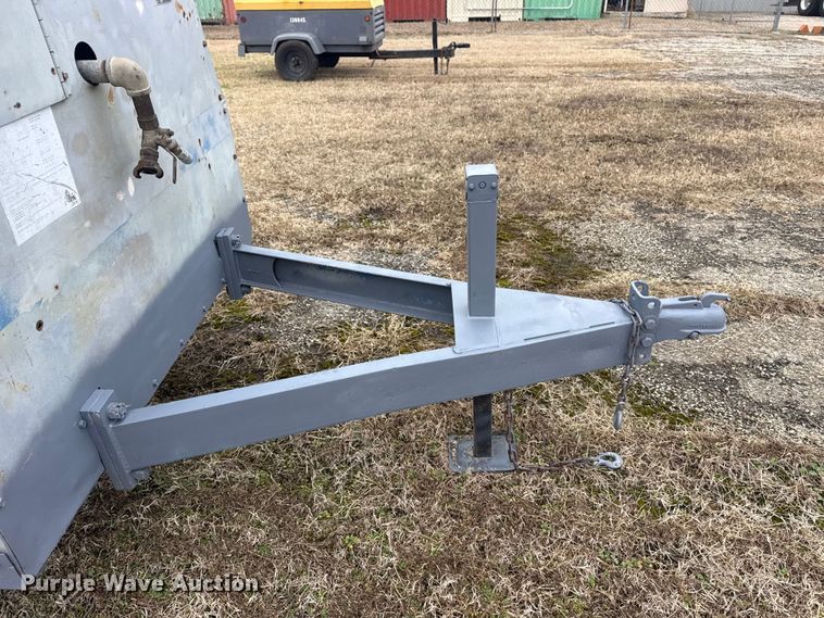 image for item DQ4359 1994 LeRoi International Inc. Q185JD-E air compressor