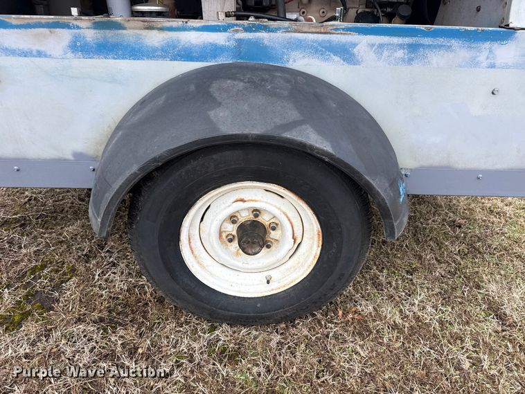 image for item DQ4359 1994 LeRoi International Inc. Q185JD-E air compressor