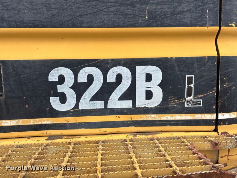 image for item DT0023 1998 Caterpillar 322B L long reach excavator