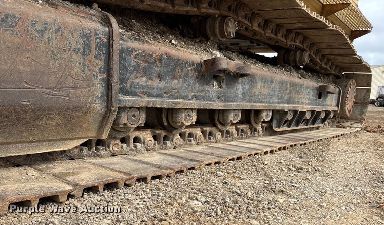 image for item DT0023 1998 Caterpillar 322B L long reach excavator