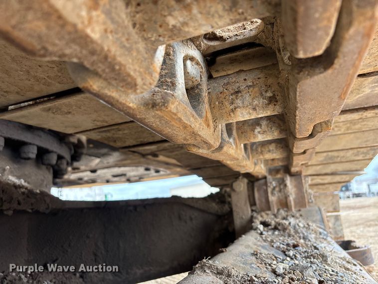 image for item DT0023 1998 Caterpillar 322B L long reach excavator