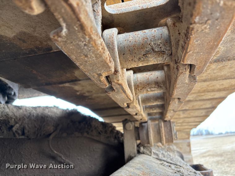 image for item DT0023 1998 Caterpillar 322B L long reach excavator