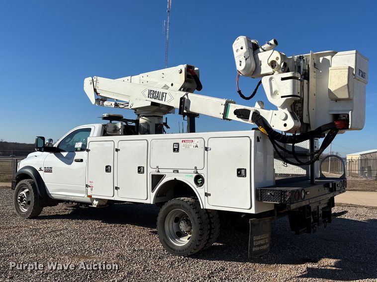 image for item DT0041 2016 RAM 5500 bucket truck