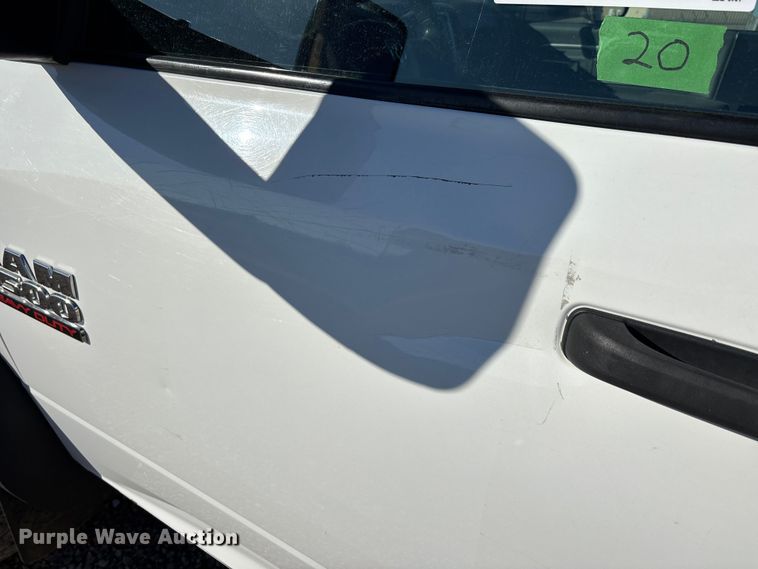 image for item DT0041 2016 RAM 5500 bucket truck