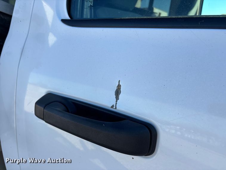 image for item DT0041 2016 RAM 5500 bucket truck