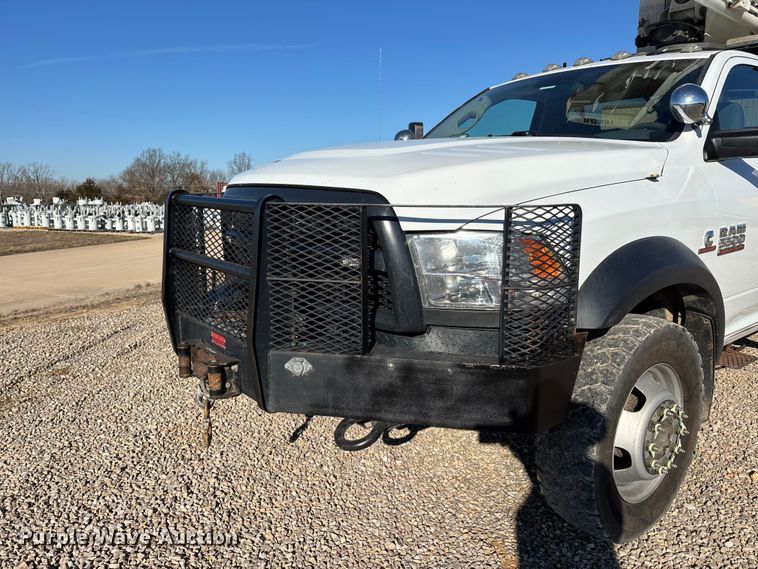 image for item DT0041 2016 RAM 5500 bucket truck