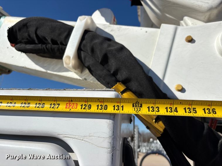 image for item DT0041 2016 RAM 5500 bucket truck