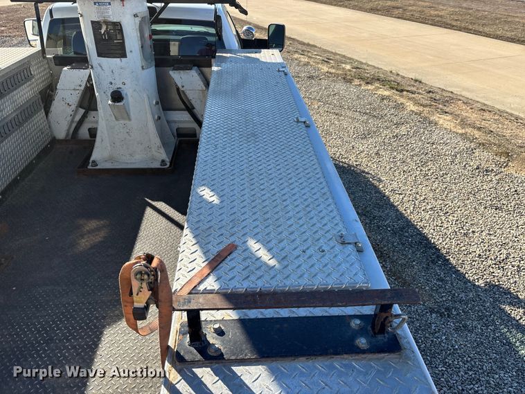 image for item DT0041 2016 RAM 5500 bucket truck