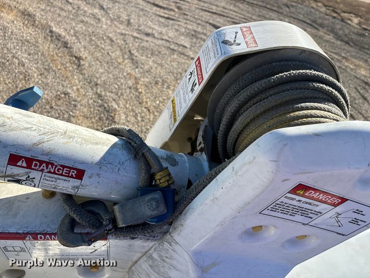 image for item DT0041 2016 RAM 5500 bucket truck