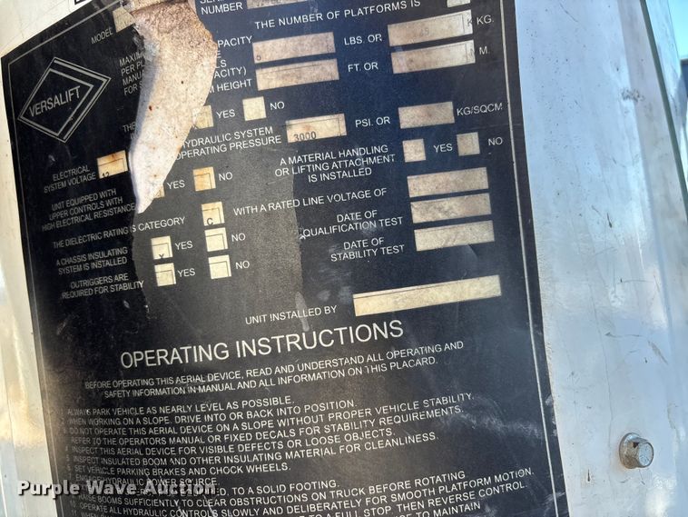 image for item DT0041 2016 RAM 5500 bucket truck