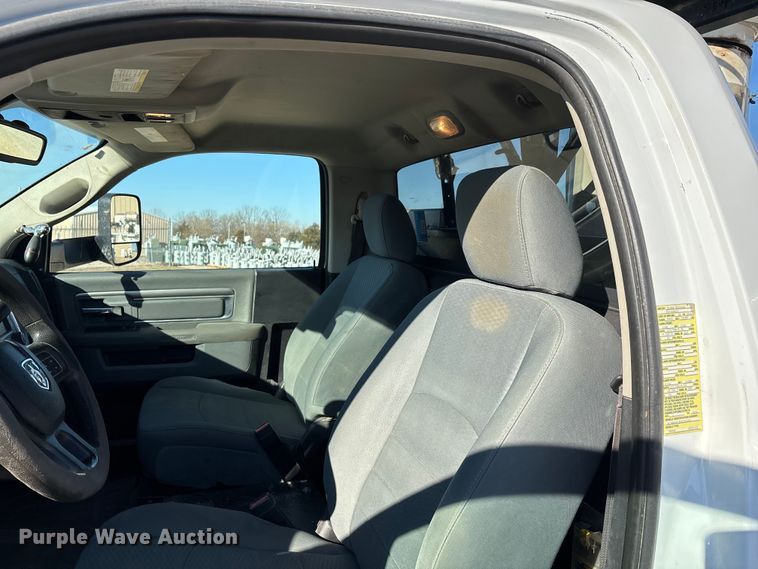 image for item DT0041 2016 RAM 5500 bucket truck