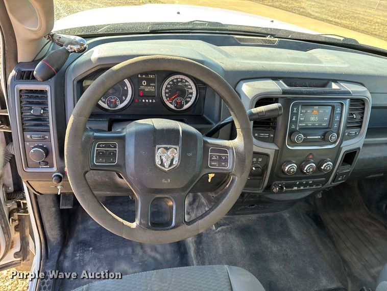 image for item DT0041 2016 RAM 5500 bucket truck