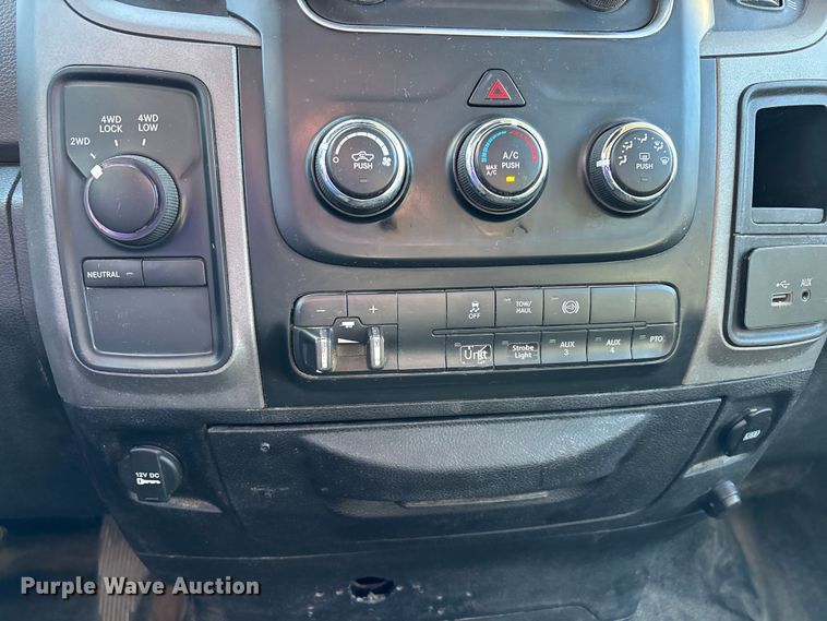 image for item DT0041 2016 RAM 5500 bucket truck