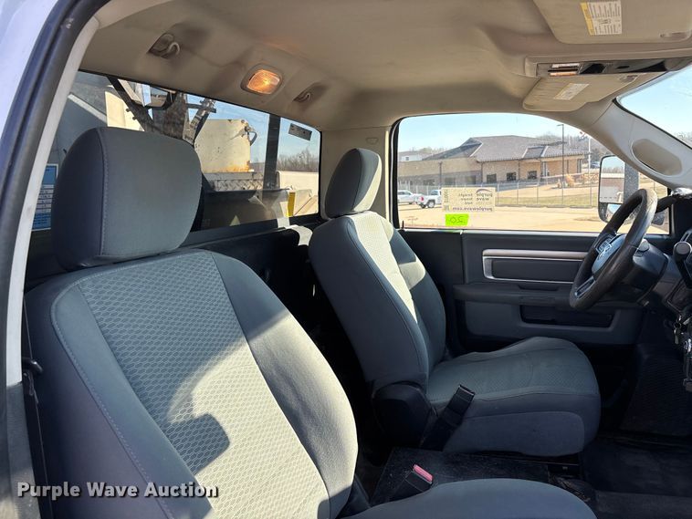 image for item DT0041 2016 RAM 5500 bucket truck