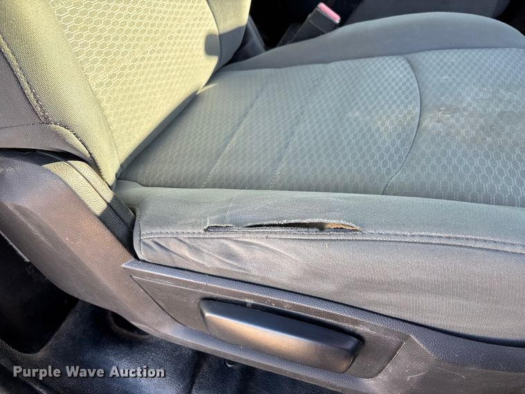 image for item DT0041 2016 RAM 5500 bucket truck