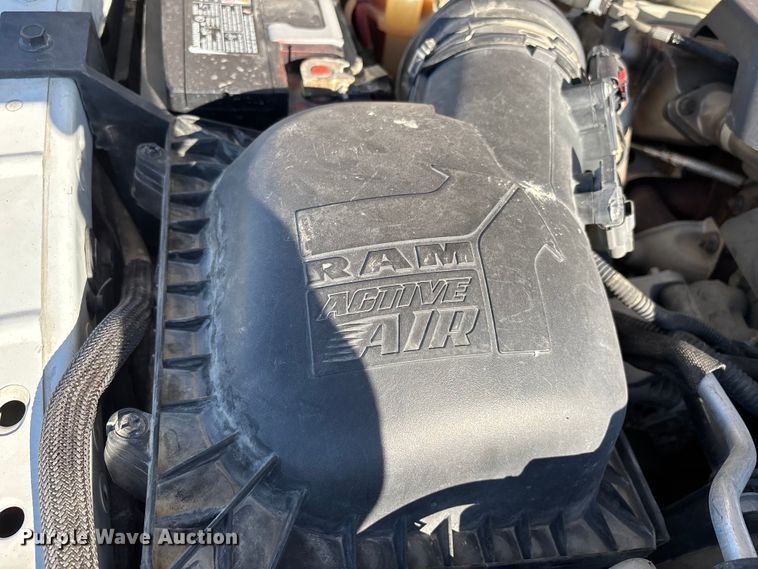 image for item DT0041 2016 RAM 5500 bucket truck