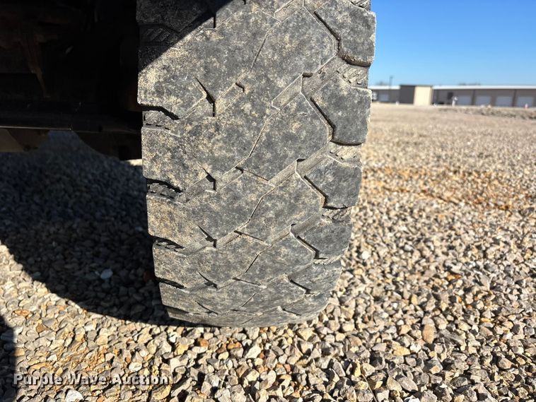 image for item DT0041 2016 RAM 5500 bucket truck