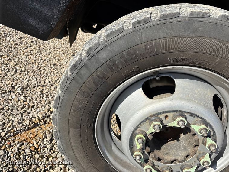 image for item DT0041 2016 RAM 5500 bucket truck