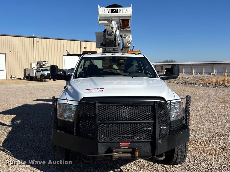 image for item DT0042 2018 RAM 5500 bucket truck
