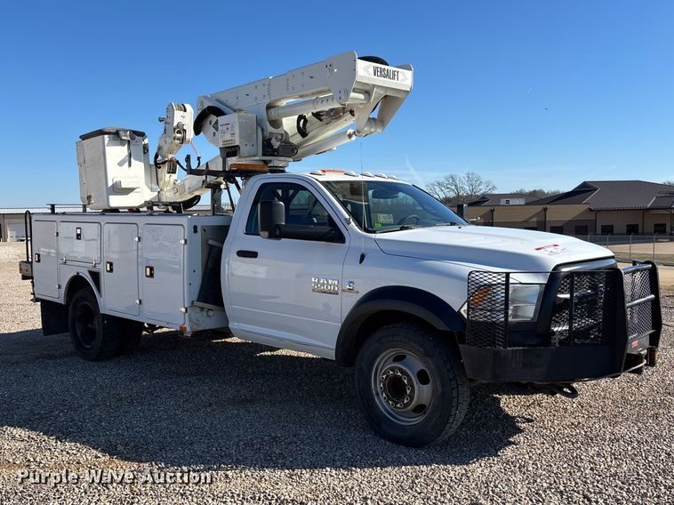 image for item DT0042 2018 RAM 5500 bucket truck