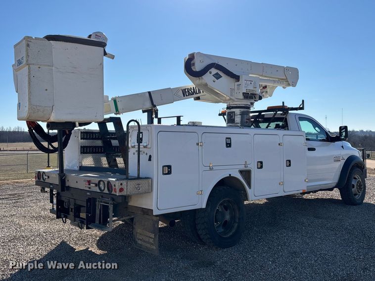 image for item DT0042 2018 RAM 5500 bucket truck
