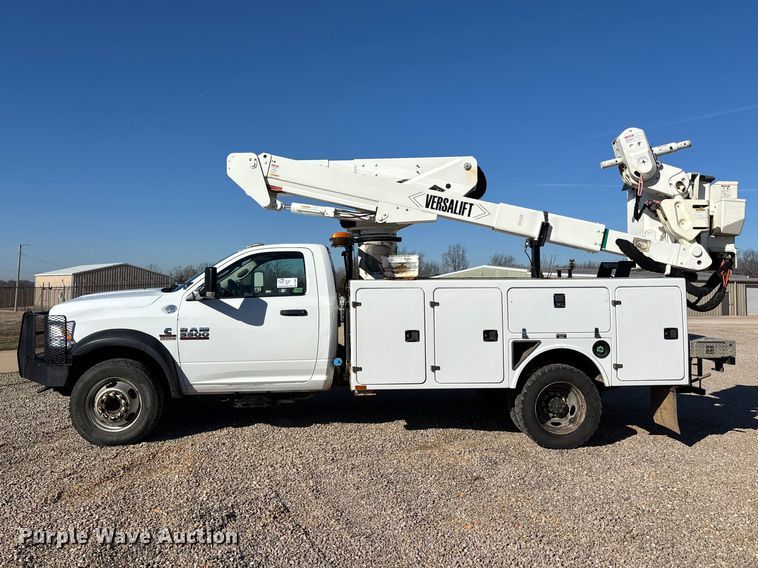 image for item DT0042 2018 RAM 5500 bucket truck