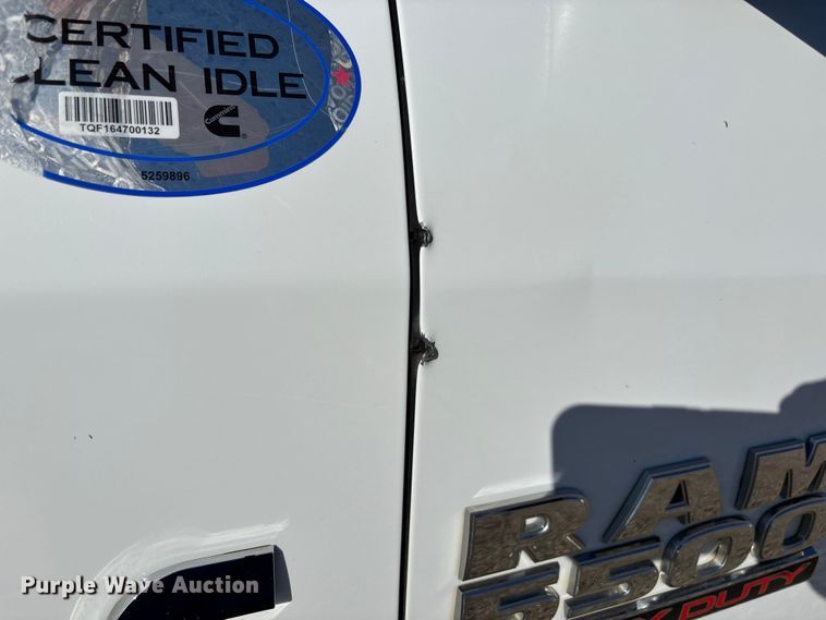 image for item DT0042 2018 RAM 5500 bucket truck