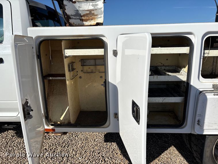 image for item DT0042 2018 RAM 5500 bucket truck