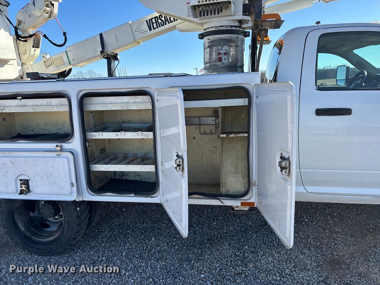image for item DT0042 2018 RAM 5500 bucket truck