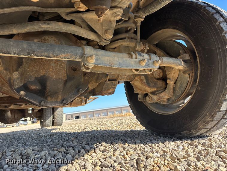 image for item DT0042 2018 RAM 5500 bucket truck