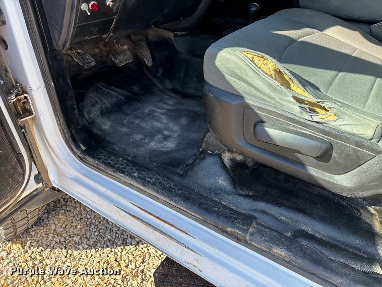 image for item DT0042 2018 RAM 5500 bucket truck